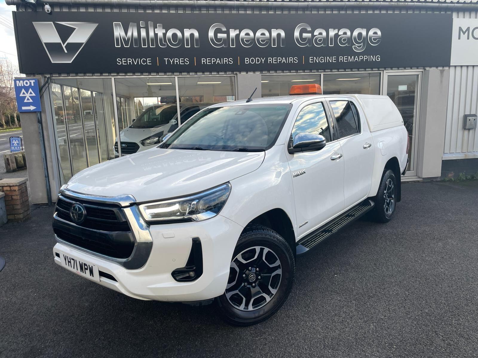 Toyota Hilux - image 3